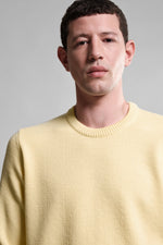 Jaune Pâle