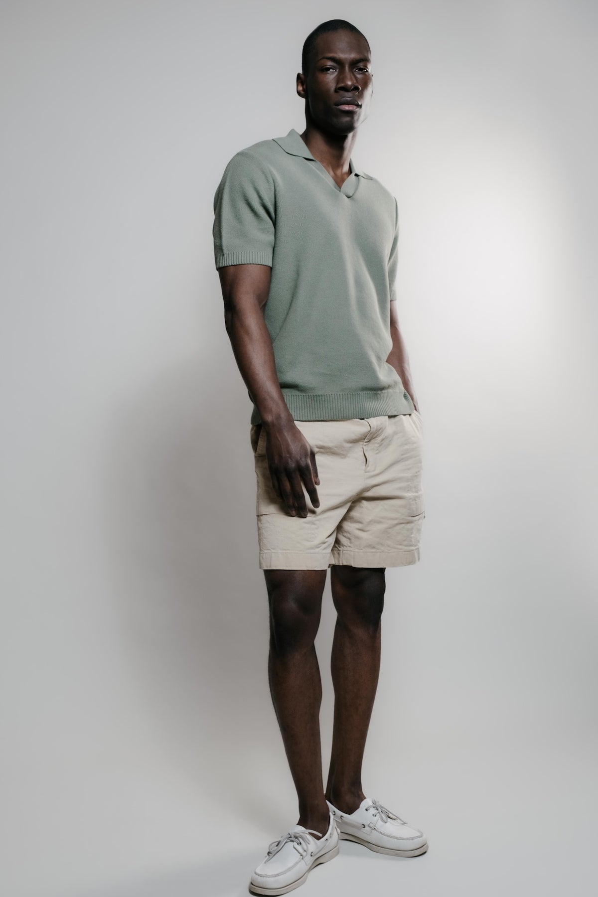 Vert militaire