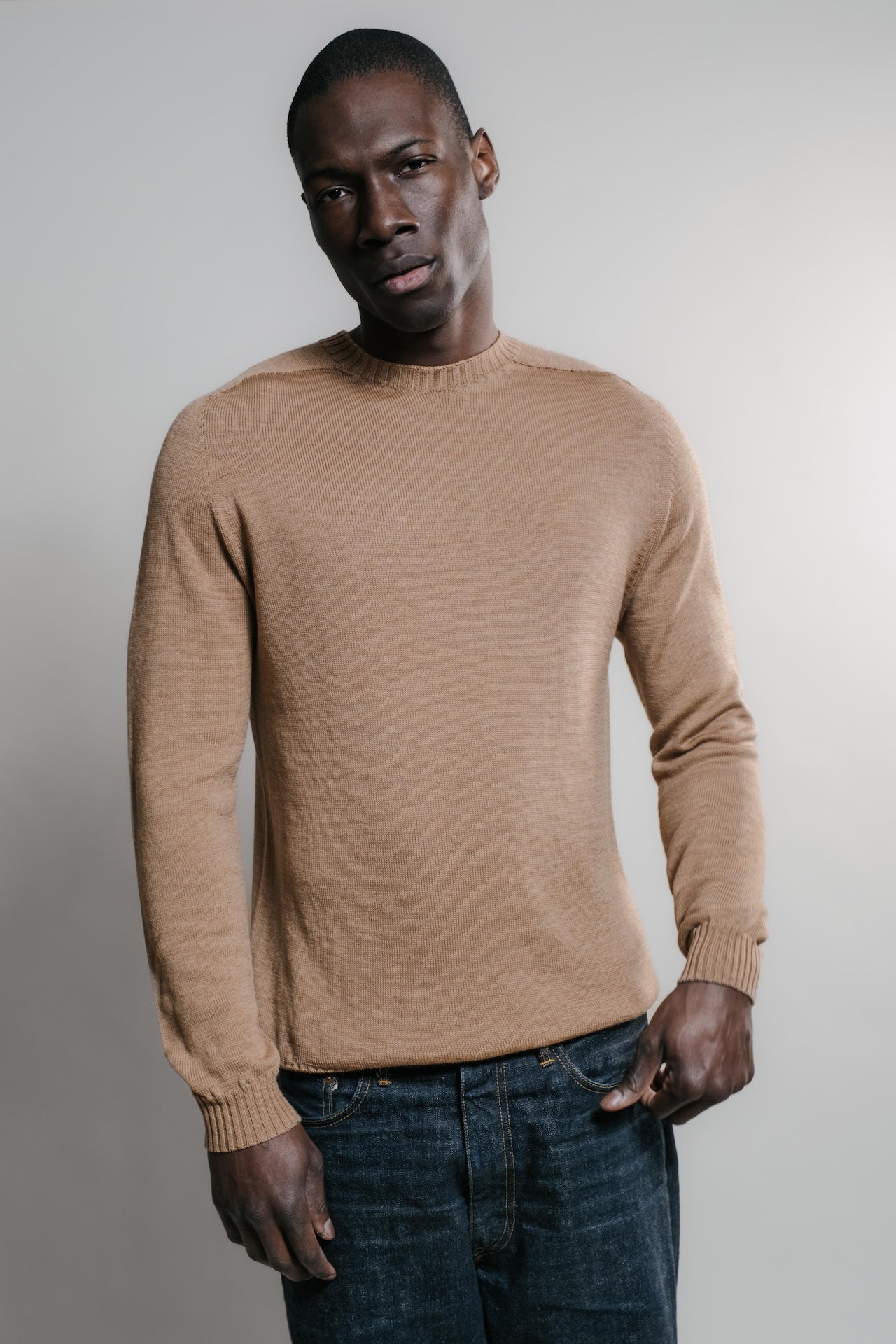 Aris Round Neck - Camel