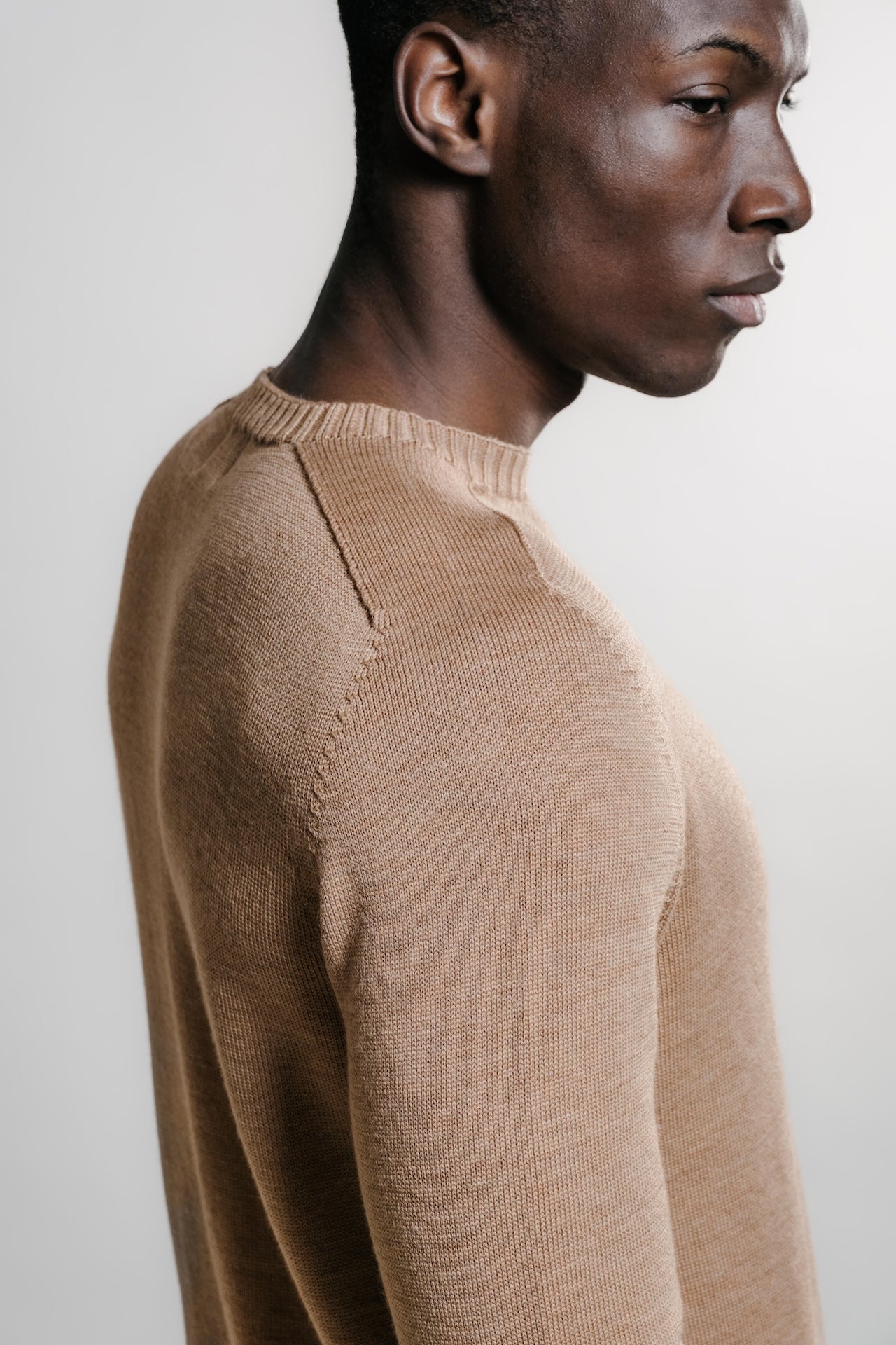 Aris Round Neck - Camel