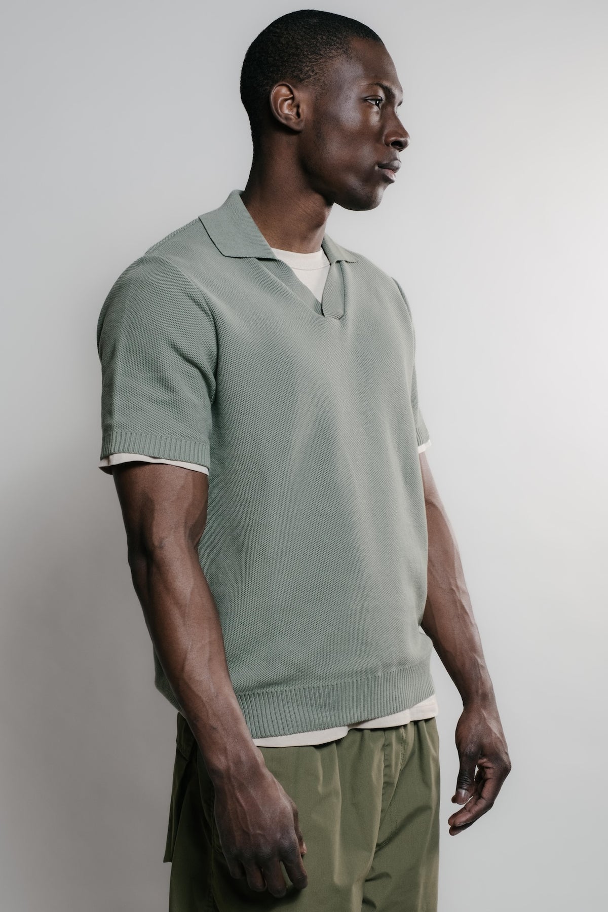 Vert militaire